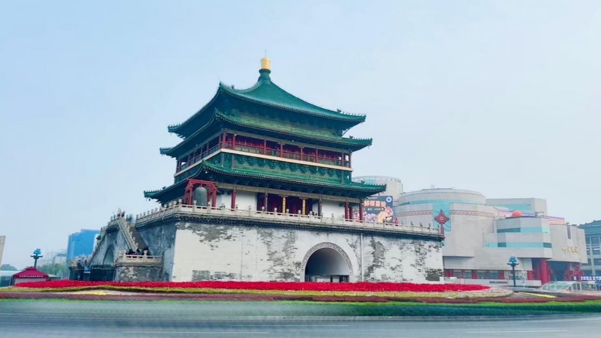 陝西西安8日遊——盡覽兵馬俑雄姿，體驗華山奇險，夢回盛世長安，大雁塔、秦始皇陵兵馬俑、華清池、鐘鼓樓、碑林、清真寺、陝西歷史博物館、華山、西安千古情、長安十二時辰