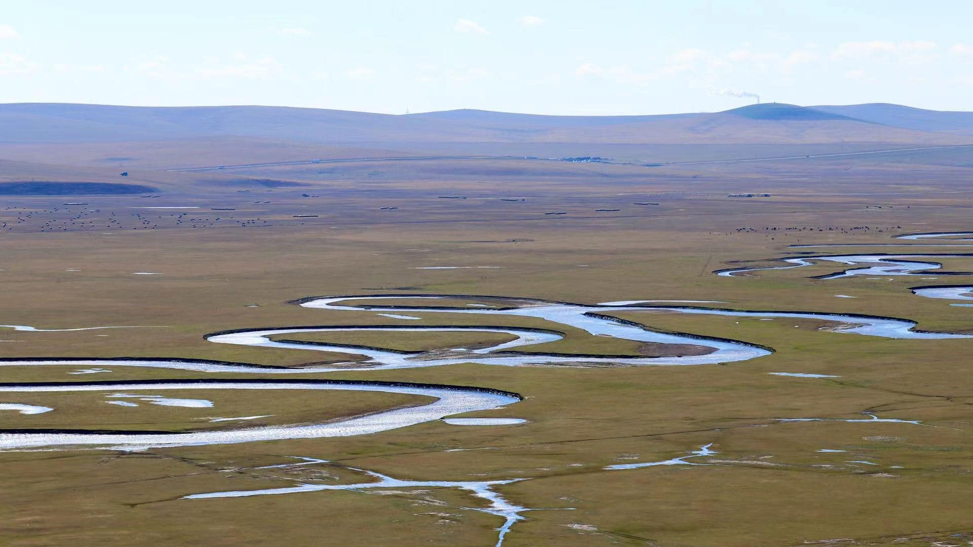 內蒙古呼倫貝爾7日遊——聆聽草原牧歌，感受林海清風，呼倫貝爾大草原、莫爾格勒河、根河國家濕地公園、敖魯古雅使鹿部落、邊防卡線、莫爾道嘎森林小火車、老鷹嘴、界河遊船、黑山頭日落、套娃公園、巴爾虎馬之舞